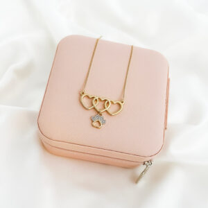 Colar corações com patinha folheado a ouro