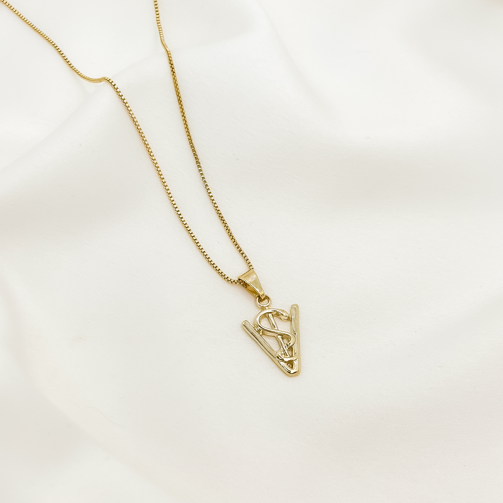 Colar símbolo medicina veterinária folheado a ouro