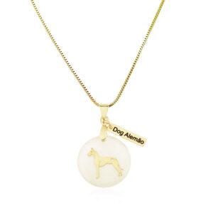 Colar Dog Alemão Madrepérola folheado a ouro